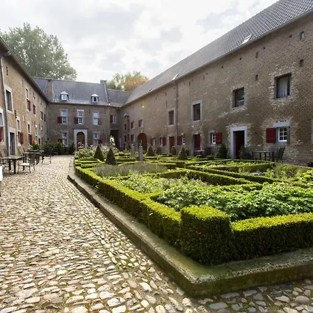 Apartament Meschermolen 13 *