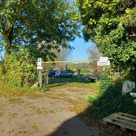 Apartament Meschermolen 13 *